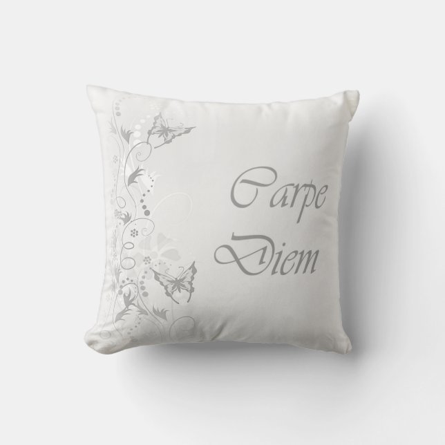 Carpe Diem Pillow Kussen (Voorkant)