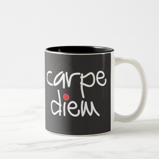 Carpe Diem - saisissez la tasse de jour (Droit)