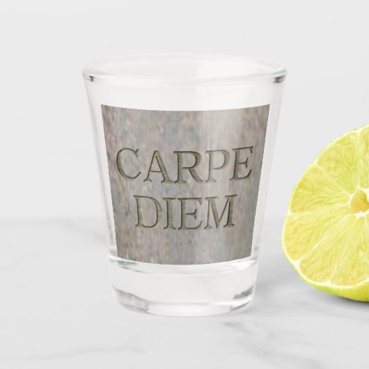 Carpe Diem Stone shot glas (Voorkant)
