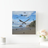 Carré "Qui s'en soucie ?" Horloge murale (Maison)