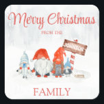 Carré Sticker Gnome Family Four Christmas<br><div class="desc">Autocollant de Noël Gnome Family of Four Christmas Sticker doux et amusant gnome famille Noël autocollant avec une famille de quatre. Un papa gnome,  maman gnome et des enfants ou des enfants féminins et masculins. Cet autocollant de Noël est un ajout pour vos amis et cadeaux de famille.</div>