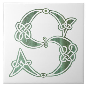 Carreau 16e Century Celtic Knot Decorative Capital S