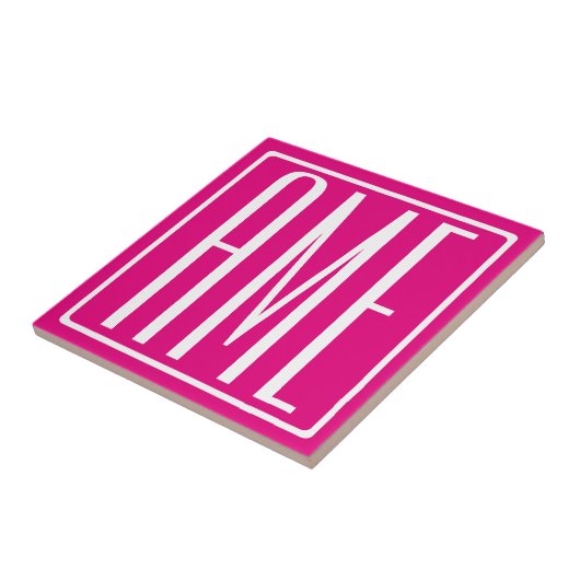 Carreau 3 Initiales Monogramme | Blanc sur rose chaud (Côté)