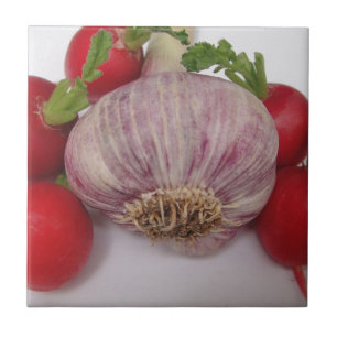Carreau Ail violet avec un radis