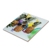 Carreau Ananas frais avec des lunettes de soleil (Côté)