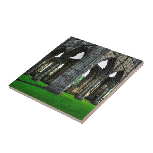 Carreau Ancienne abbaye de Tintern, monastère cistercien,  (Côté)