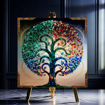 Carreau Arbre en verre tendu avec finition or antique<br><div class="desc">Arbre en verre tendu avec finition or antique dispose d'un carrelage avec l'apparence de vitrail, bouillonnant, ramifications en patchwork et kaléidoscopique tronc avec des nuances de vert émeraude, bleu saphir, ambre et cramoisi, dressé contre un arrière - plan subtil et dégradé qui passe de l'aube douce au ciel de minuit,...</div>