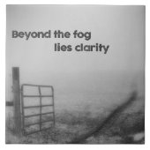 Carreau Au-delà du brouillard, la clarté (Devant)