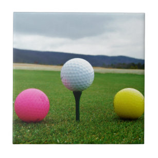 Carreau Ballons de golf colorés, tee de montagne