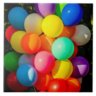 Carreau Ballons de jouets colorés