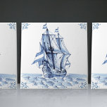 Carreau Bateau à voile Delft Blue Dutch Style Frigate Scho<br><div class="desc">Cette belle carreaux de céramique peinte à la main de 1762 est un ensemble de 17 carreaux de navire différents et présente une goélette classique dans le style traditionnel hollandais Delft Blue. Les carreaux en céramique Delft ont une longue et riche histoire datant du XVIe siècle, lorsqu'ils ont été produits...</div>