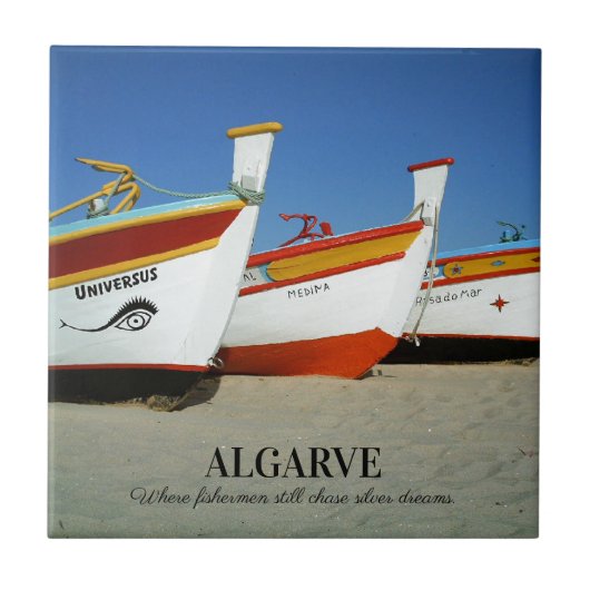 Carreau Bateaux de pêche sur la plage de l'Algarve Photo (Devant)