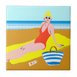 Carreau Beachy Keen - Jaune<br><div class="desc">Beachy Keen II par Blanckslate. Dispose d'un transat qui prend le soleil sur la plage.| 140790D</div>