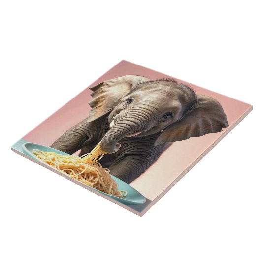Carreau Bébé mignon Eléphant Manger Spaghetti (Côté)