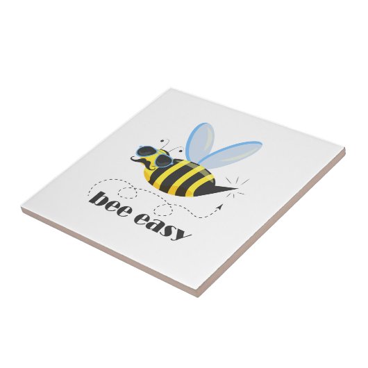 Carreau Bee caractère avec mustache lunettes de soleil Bee (Côté)