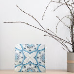 Carreau Bleu Blanc Perdu Cracked Stone Look Mosaic<br><div class="desc">Décor unique en céramique avec un motif géométrique en pierre fissuré dans les tons bleu et blanc.</div>