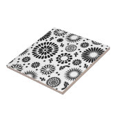 Carreau Boho fleurs Motif floral vectoriel noir et blanc (Côté)