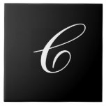 Carreau C Monogramme initial blanc sur noir<br><div class="desc">Lettre blanche classique C Monogramme sur Arrière - plan noir.</div>