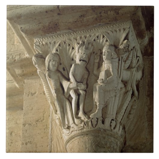 Carreau Capital de colonne, dépeignant St Benoît exécutant (Devant)