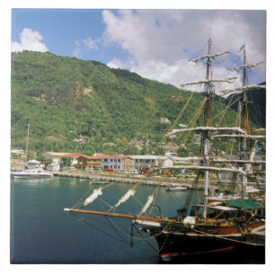 Carreau Caraïbes, Sainte-Lucie, Soufriere. Bateaux dans