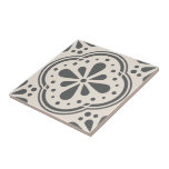 Carreau Carrelage décoratif Motif géométrique<br><div class="desc">Un élégant motif moderne géométrique en forme de quadrilatère pour un arrière-plan de cuisine,  carrelage d'art,  entourage cheminée,  salle de bain et douche. Vous pouvez aussi aimer ce style dans une tuile encadrée ou une boîte de conservation. Gris et blanc fusain.</div>