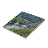 Carreau Cascade cascade avec forêt verte en Croatie (Côté)