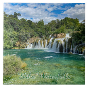 Carreau Cascades de Krka en Croatie panorama éloigné voyag