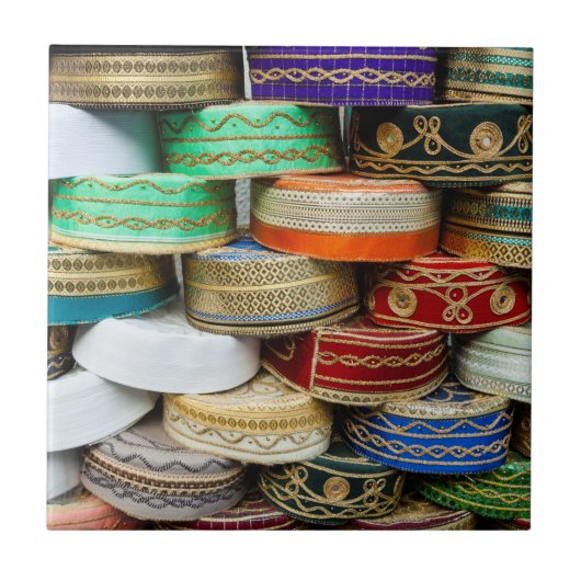 Carreau Casquettes arabes au marché (Devant)