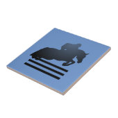 Carreau  Cavalier franchissant un obstacle.     (Côté)