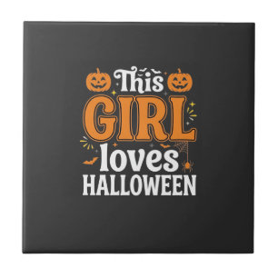 Carreau Cette fille adore la typographie Halloween SVG Des