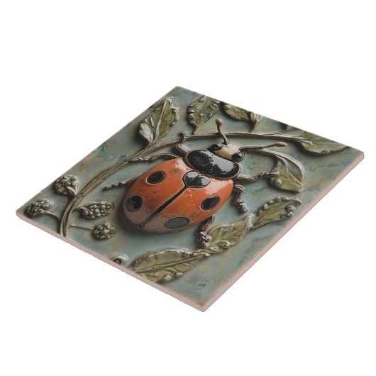 Carreau Charme Ladybug et Foliage Faux Relief (Côté)