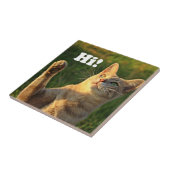 Carreau Chat de gingembre indiquant salut ! (Côté)