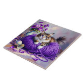 Carreau Chat en fil de pourpre et fleurs (Côté)