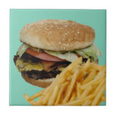 Carreau Cheeseburger et frites (Devant)