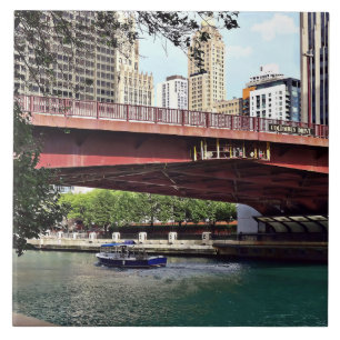 Carreau Chicago IL - Taxi de l'eau sous Columbus Dr Bridge