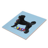 Carreau Chien d'eau portugais se tenant avec le repère de (Côté)