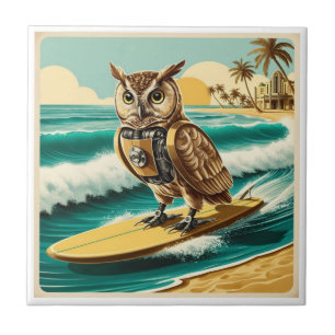 Carreau Chouette robot vintage surfant sur la plage