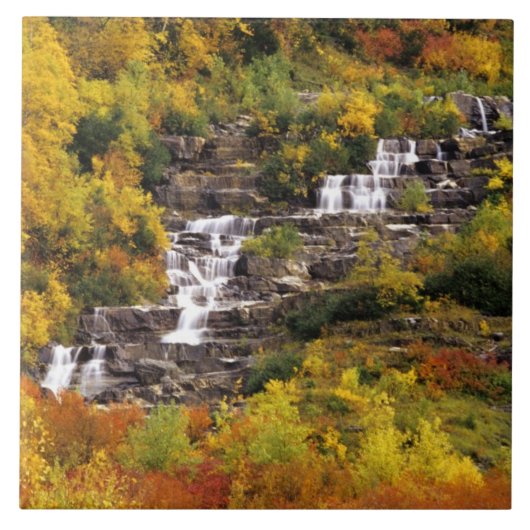 Carreau Chute d'eau au-dessous du mont Cannon dans le parc (Devant)