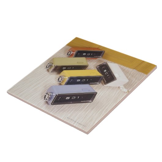 Carreau Cinq horloges (Côté)