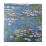 Carreau Claude Monet // Nappes d'eau<br><div class="desc">Water Lilies est une série d'environ 250 peintures à l'huile réalisées par l'impressionniste Claude Monet (1840-1926). Les peintures représentent le jardin fleuri de Monet à Giverny et ont été l'objet principal de la production artistique de Monet pendant les dernières trente années de sa vie.</div>