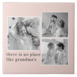 Carreau Collage Photo Pastel Pink Meilleur grand-mère Pois<br><div class="desc">Vous cherchez un cadeau parfait pour votre grand-mère? Considérez une belle photo de collage dans les tons rose pastel. Ce don sentimental et réfléchi est parfait pour toutes les occasions, des anniversaires à la fête des mères et au-delà. La photo de collage peut être customisée pour inclure des photos des...</div>