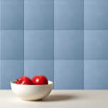 Carreau Couleur uni bleu pastel bleu poussiéreux<br><div class="desc">Un design pastel bleu clair et mat,  aux couleurs vives.</div>
