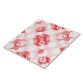 Carreau Crème écaillée. Motif rose et blanc (Côté)