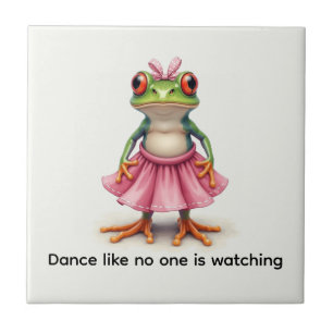 Carreau Cute Frog en rose. Danse comme personne ne regarde