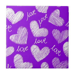Carreau Cute violet blanc Scribblé Coeur avec script d'amo