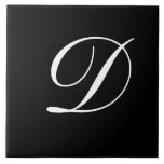 Carreau D Monogramme initial blanc sur noir<br><div class="desc">Lettre blanche classique Monogramme sur Arrière - plan noir, D.</div>