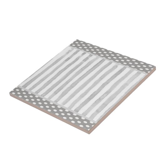 Carreau de céramique blanc et gris rayé (Côté)