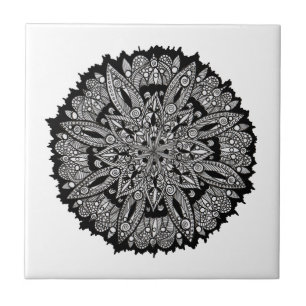 Carreau de céramique de mandala noir et blanc