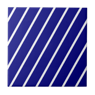 Carreau de céramique rayé bleu et blanc