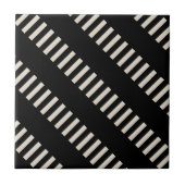 Carreau de céramique rayé noir et beige (Devant)